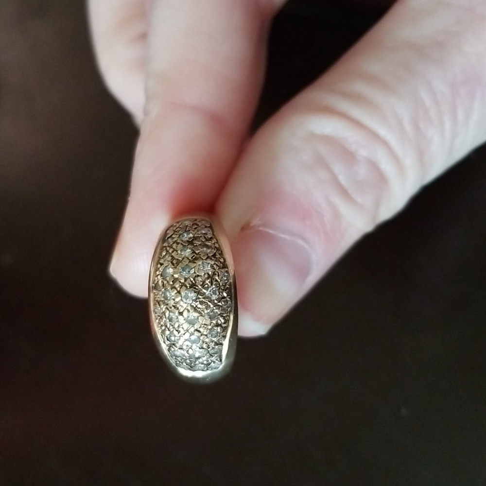 10k gold and diamond ring
